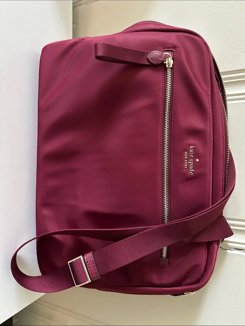 Kate Spade Chelsea Nylon Laptop Sleeve w/ Strap (No. WKR00577) Pomegranate